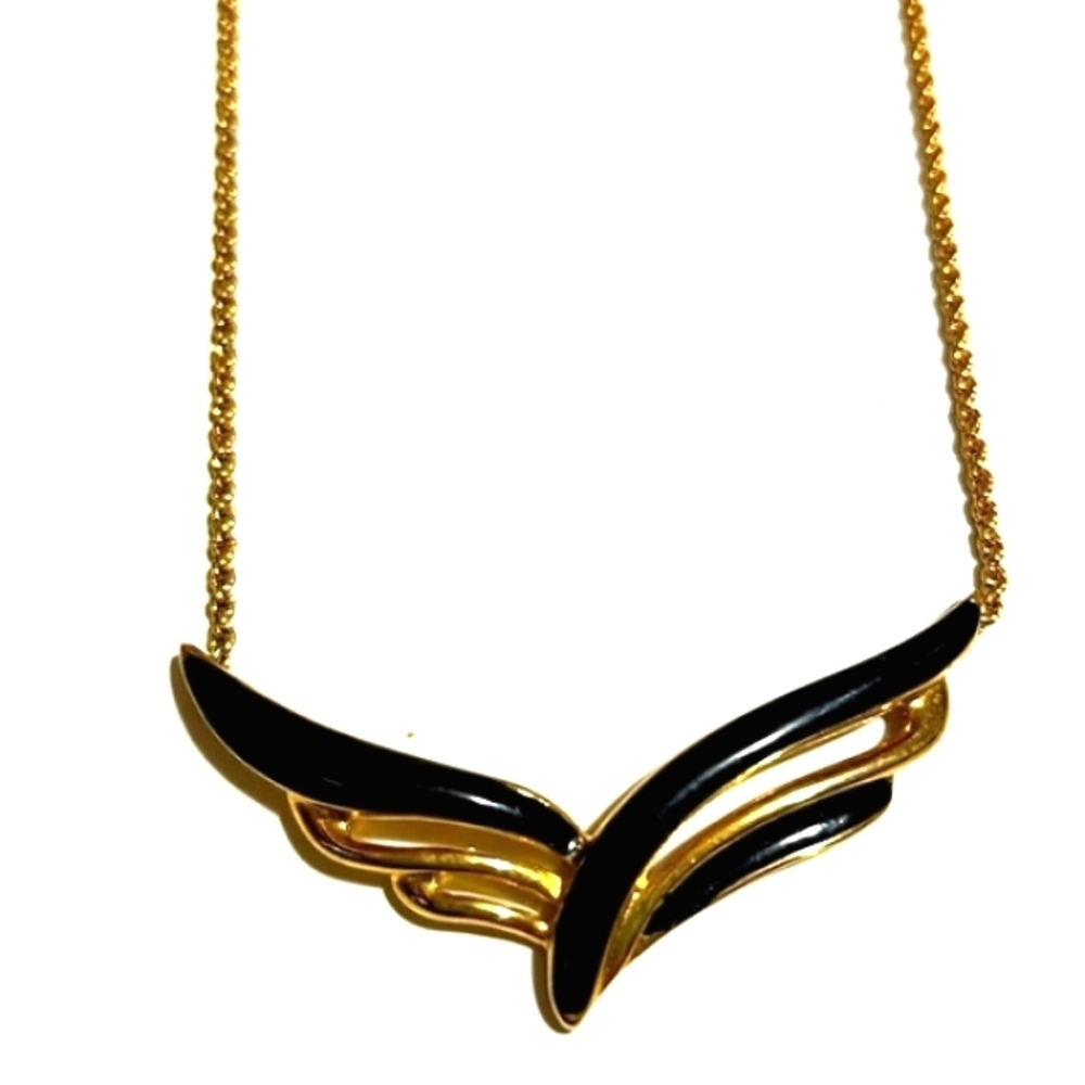 MONET VINTAGE ABSTRACT WINGS GOLD-TONE AND BLACK ENAMEL 16" NECKLACE - Picture 3 of 9
